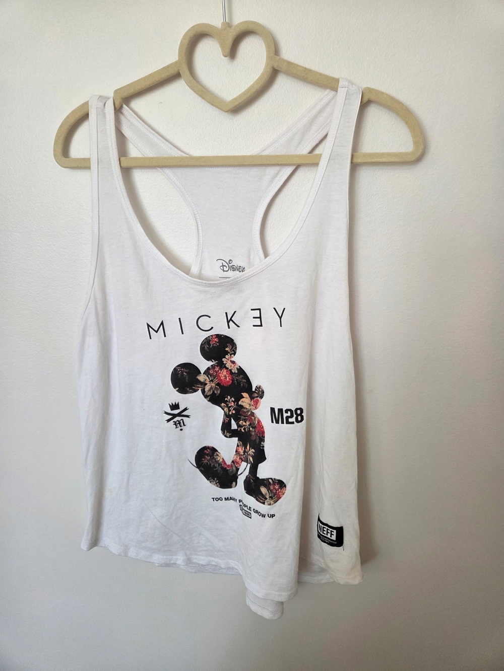 *Rare* Disney X Neff White Graphic Tank Top - Picture 3 of 6